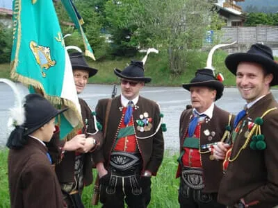 Bat. Schützenfest Waidring 15.05.2015 Bild 4