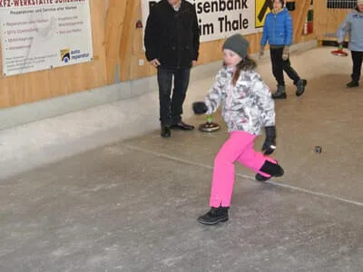 JS Eisstockschießen in Brixen 11.02.2017 Bild 6