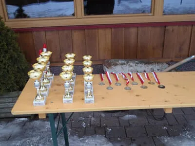 JS Eisstockschießen 2018 Brixen Bild 3